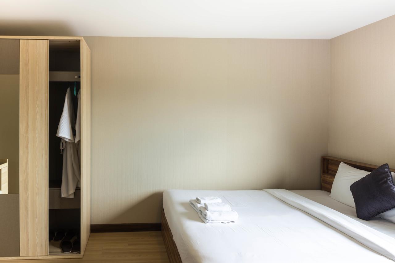 Life Grand Chiang Mai Hotel Екстериор снимка
